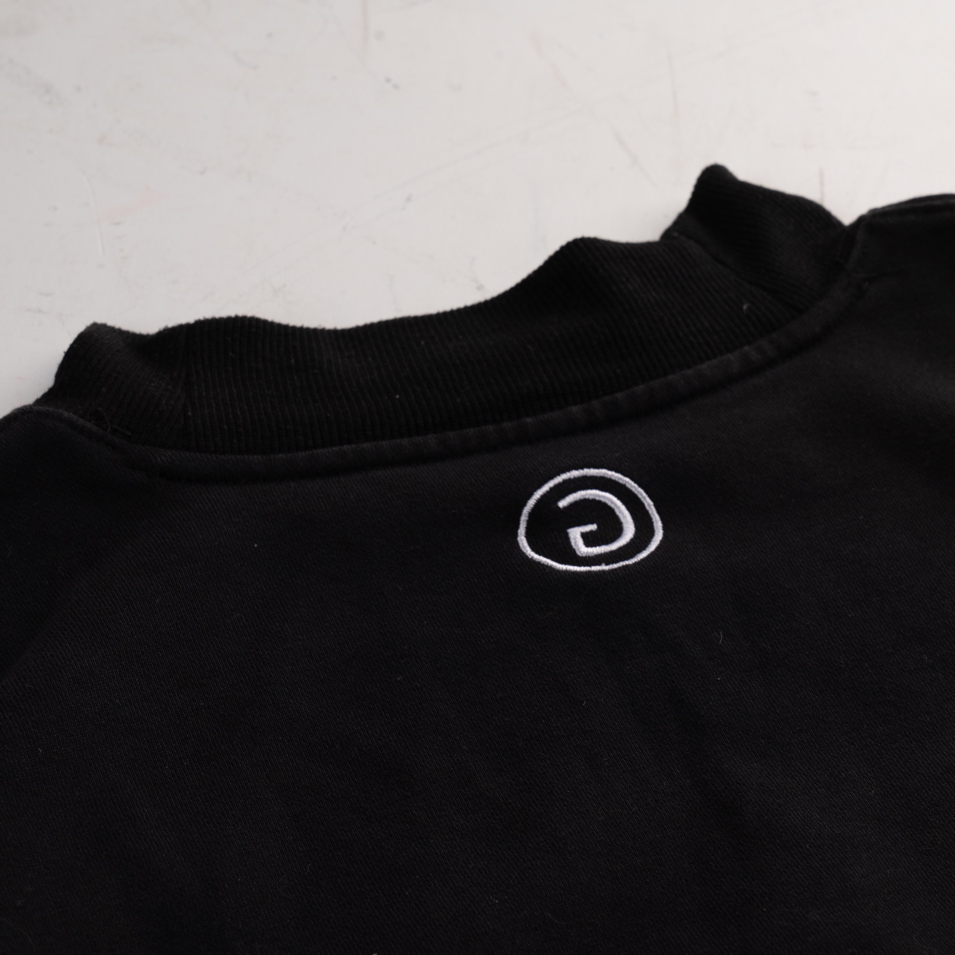 Black Crew Neck Sweatshirt